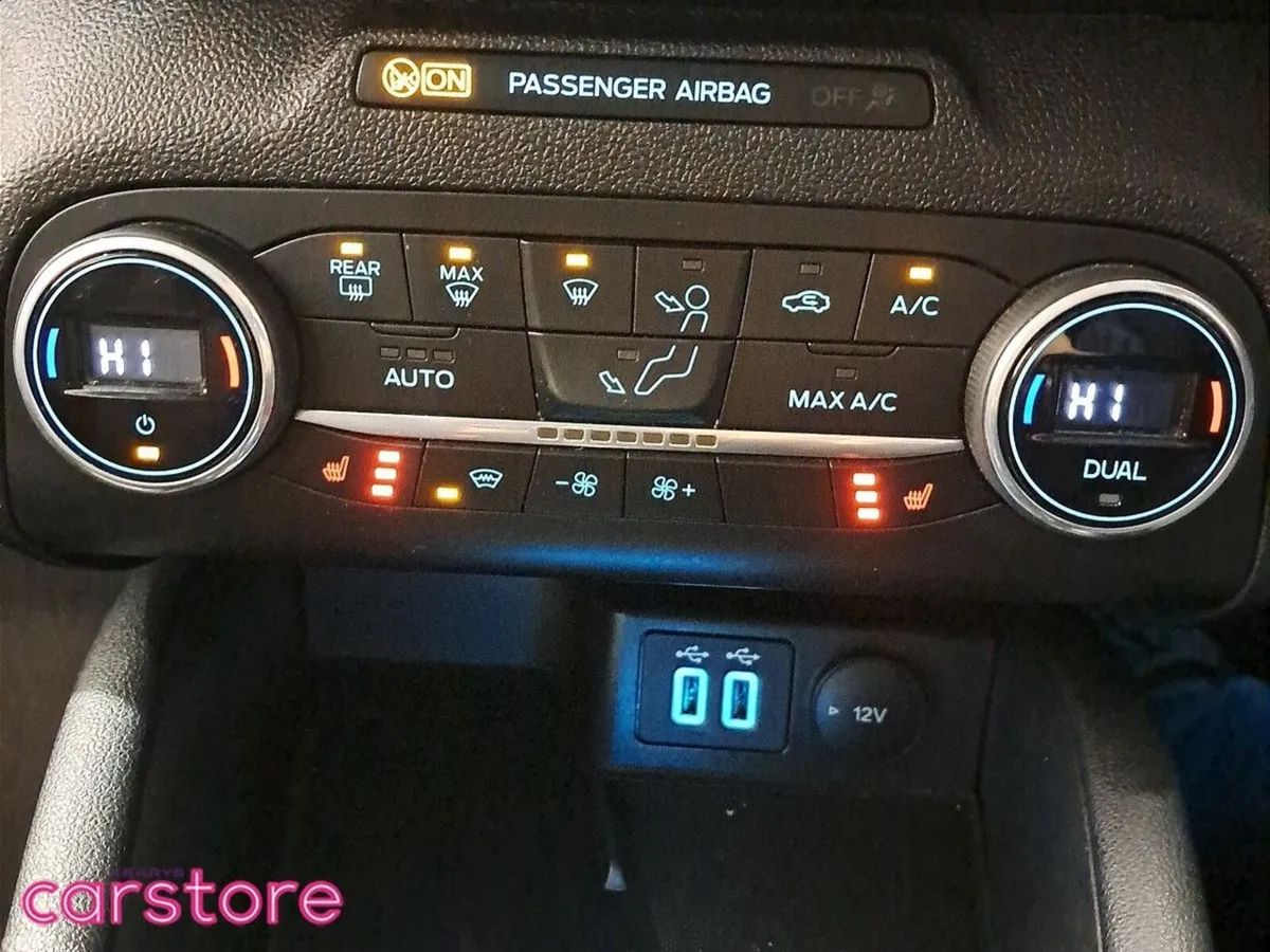Ford Focus Estate, Petrol Hybrid, 2021, White