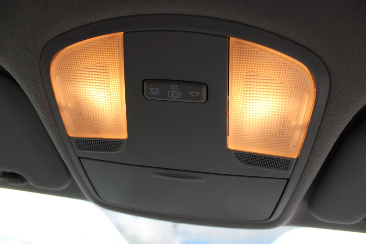 Kia Stonic Estate/Jeep, Petrol, 2023, Blue