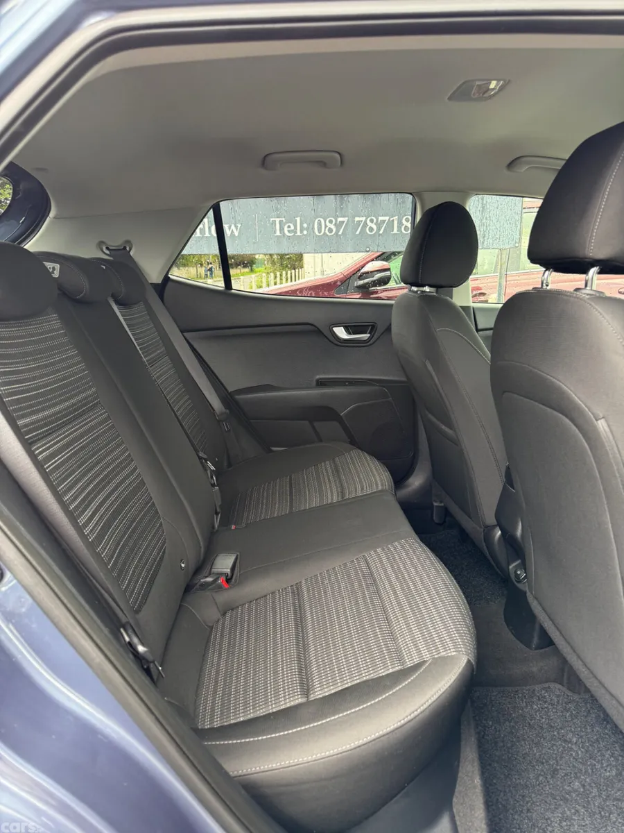 Kia Stonic Estate/Jeep, Diesel, 2019, Blue