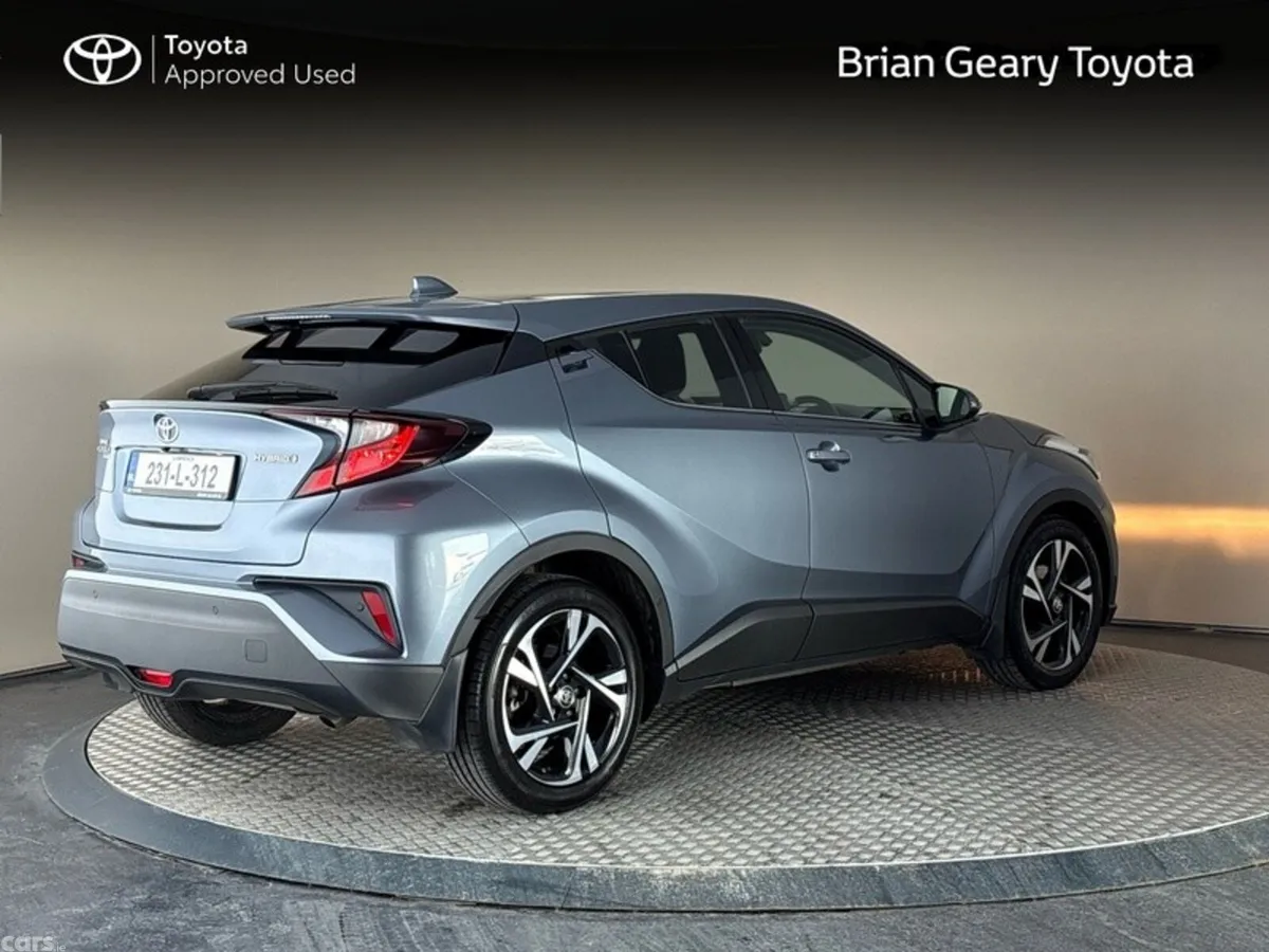 Toyota C-HR SUV, Petrol Hybrid, 2023, Grey