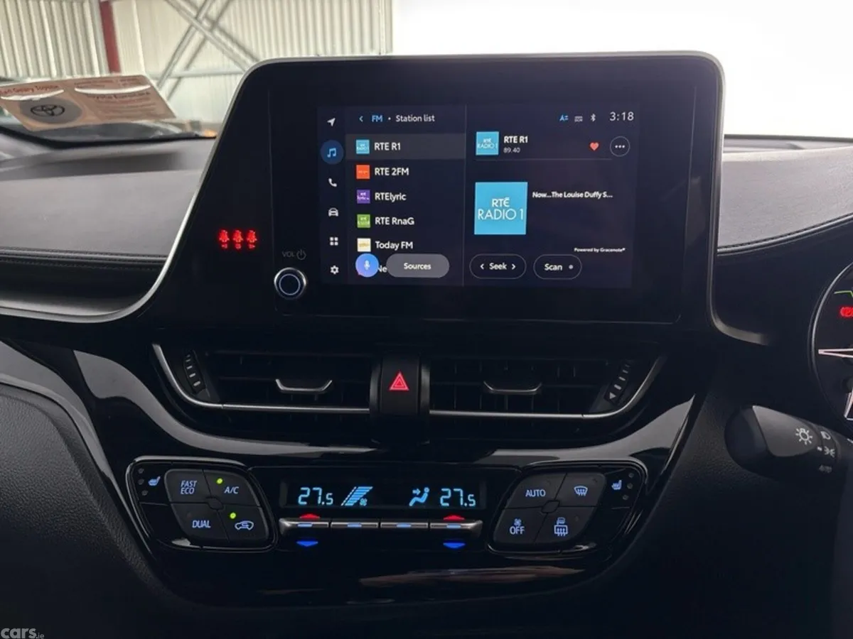 Toyota C-HR SUV, Petrol Hybrid, 2023, Grey