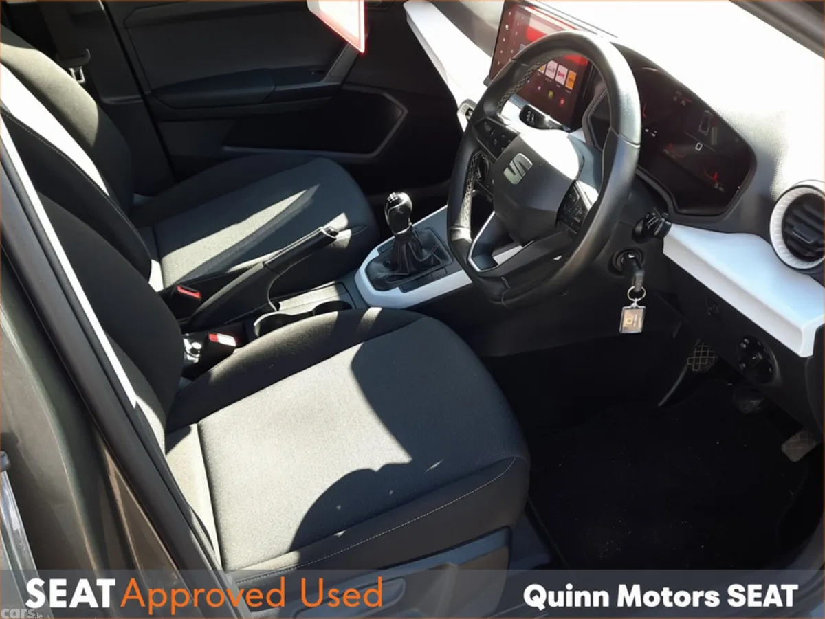 SEAT Arona Hatchback, Petrol, 2024, Green