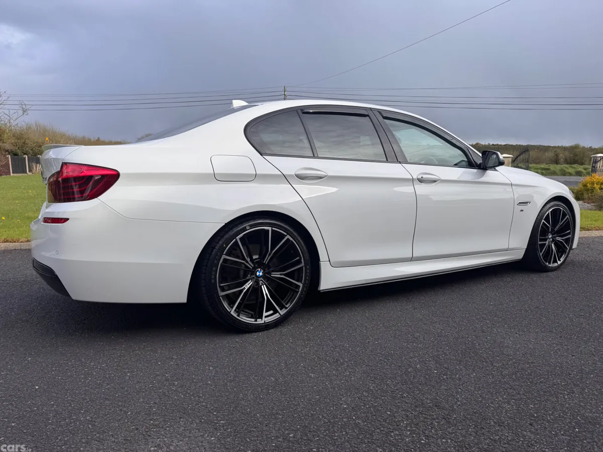 BMW 5-Series Saloon, Diesel, 2016, White