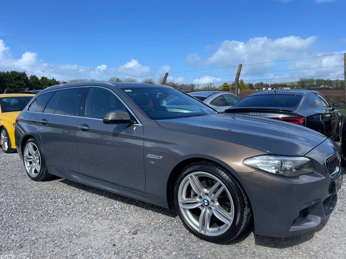 BMW 5-Series Estate/Jeep, Diesel, 2015, Beige
