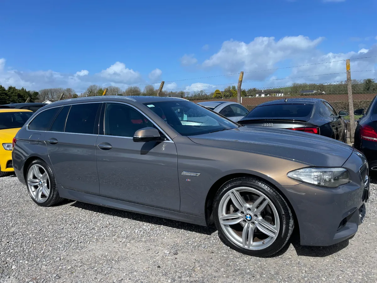 BMW 5-Series Estate/Jeep, Diesel, 2015, Beige