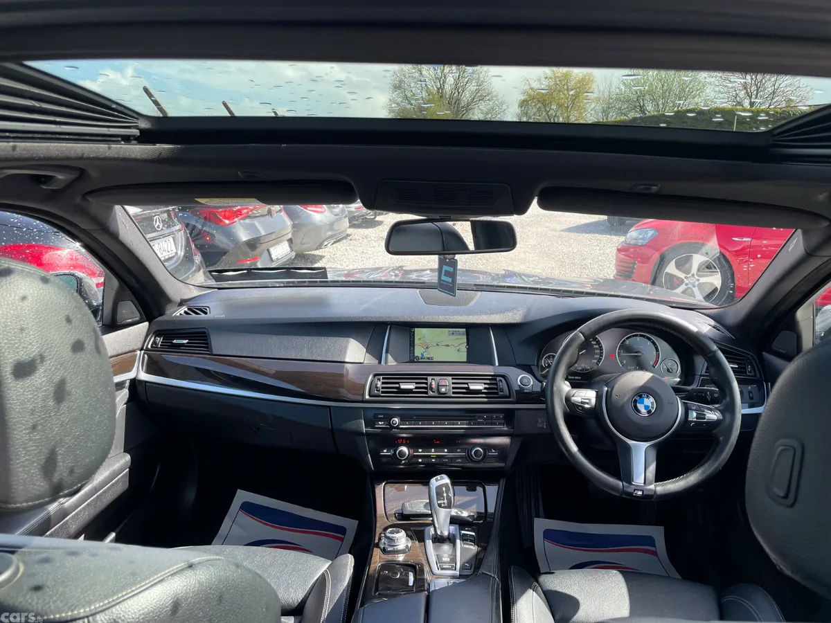 BMW 5-Series Estate/Jeep, Diesel, 2015, Beige