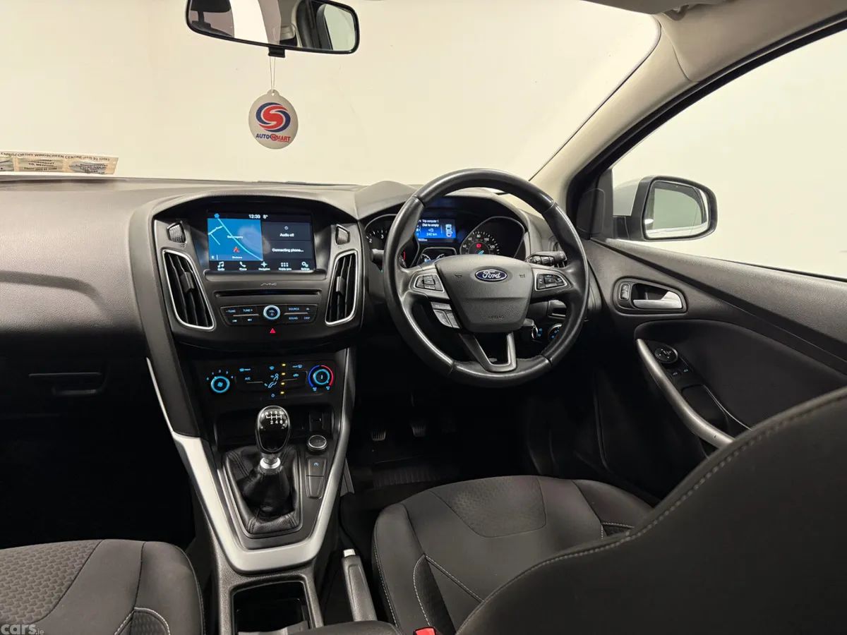 Ford Focus Hatchback, Diesel, 2017, Silver