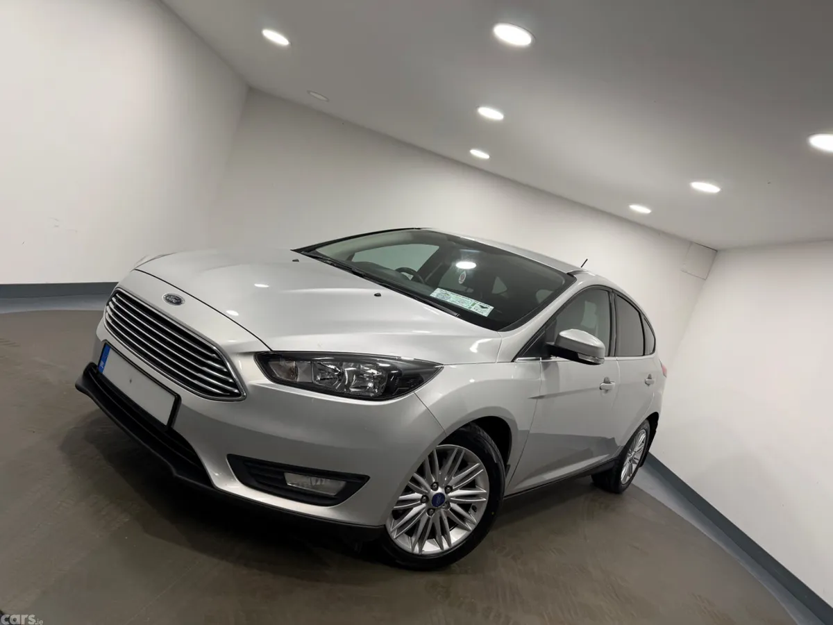 Ford Focus Hatchback, Diesel, 2017, Silver