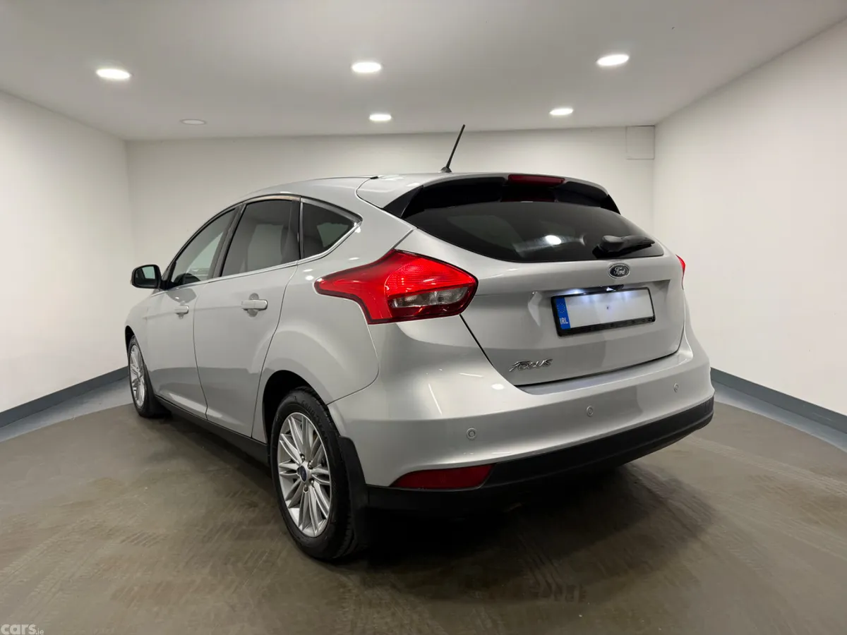 Ford Focus Hatchback, Diesel, 2017, Silver
