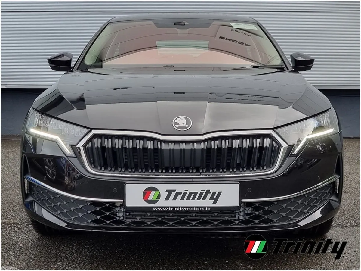 Skoda Octavia Hatchback, Diesel, 2027, Black