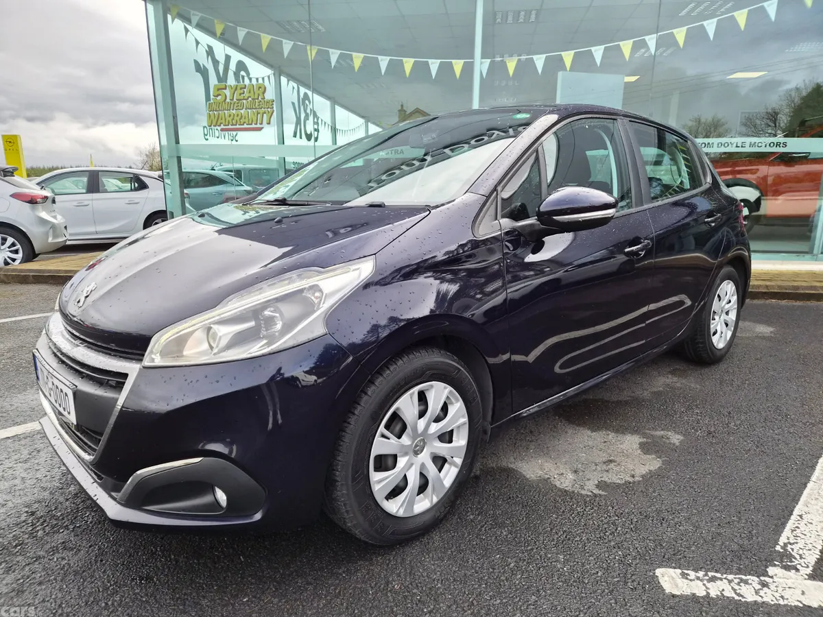Peugeot 208 Hatchback, Petrol, 2017, Blue
