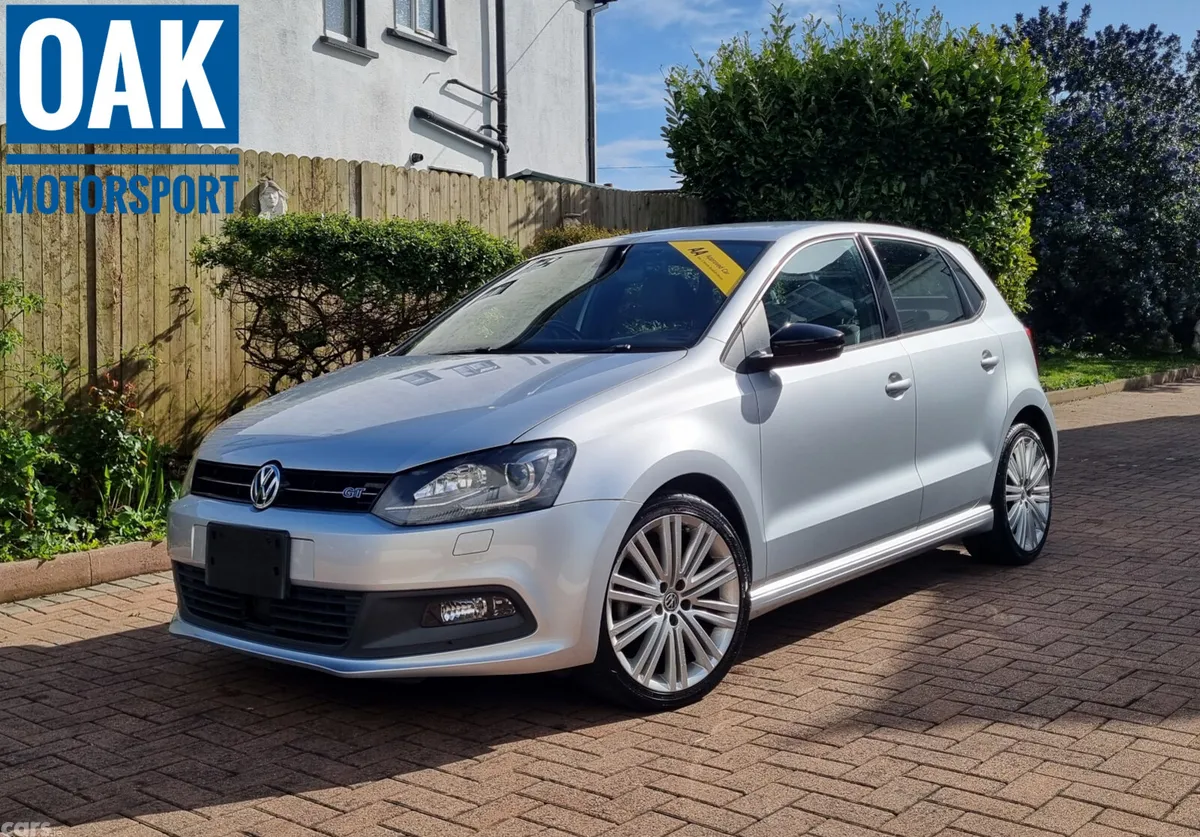 Volkswagen Polo Hatchback, Petrol, 2014, Silver