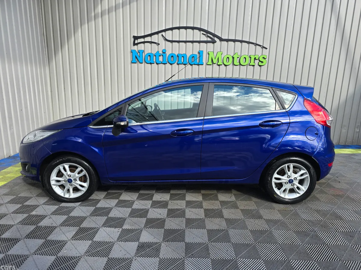 Ford Fiesta Hatchback, Petrol, 2015, Blue