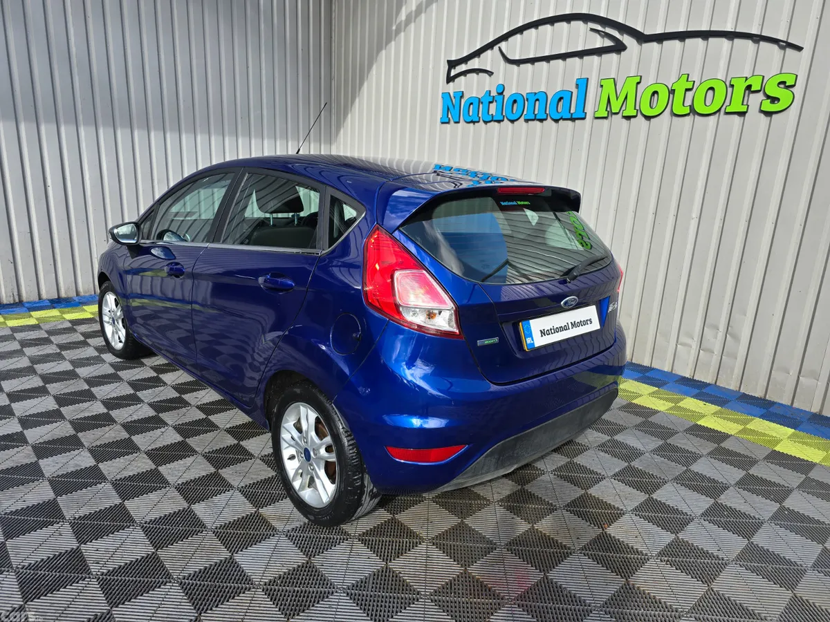 Ford Fiesta Hatchback, Petrol, 2015, Blue