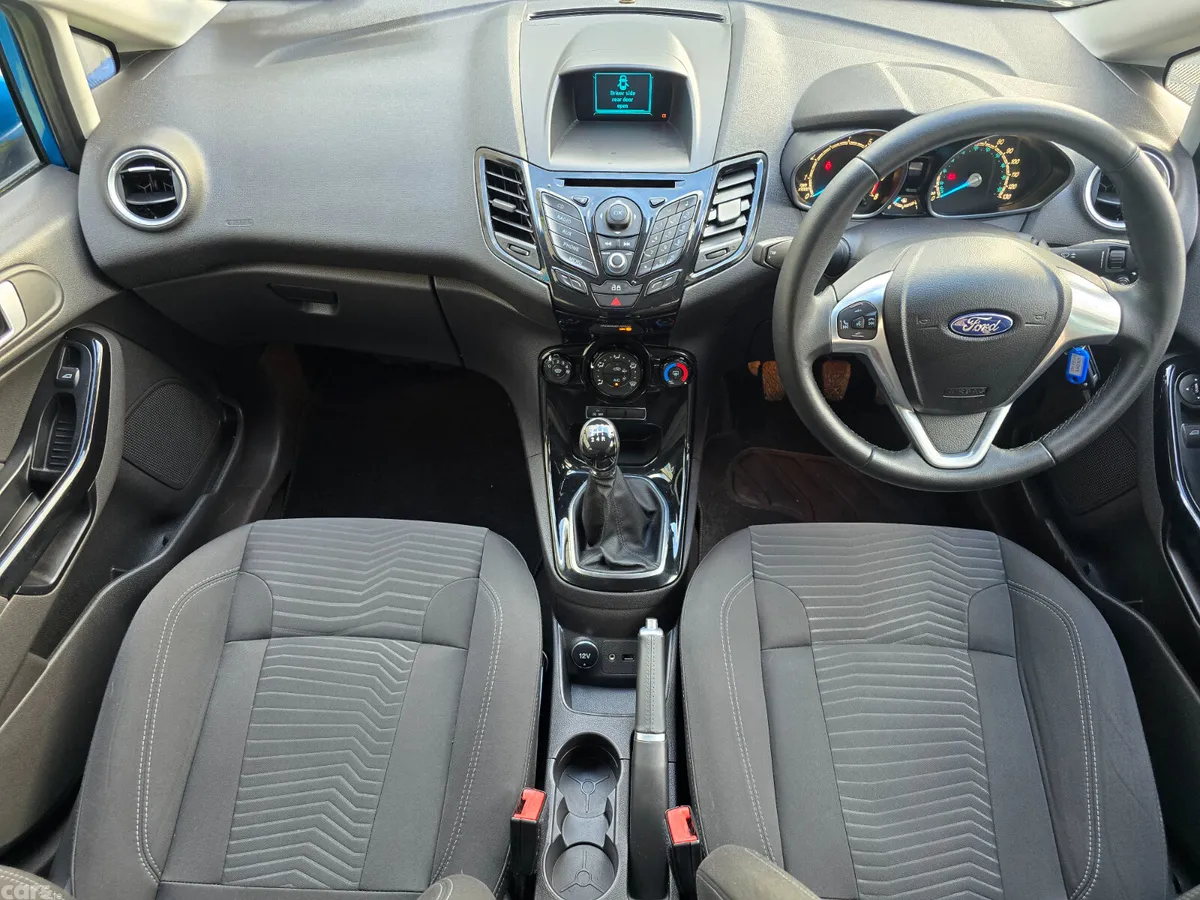 Ford Fiesta Hatchback, Petrol, 2014, Blue