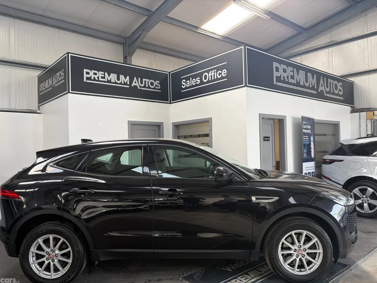 Jaguar E-Pace Estate/Jeep, Diesel, 2019, Black