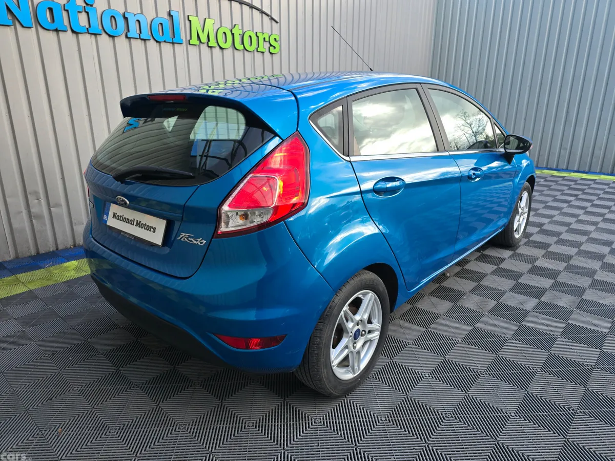 Ford Fiesta Hatchback, Petrol, 2014, Blue
