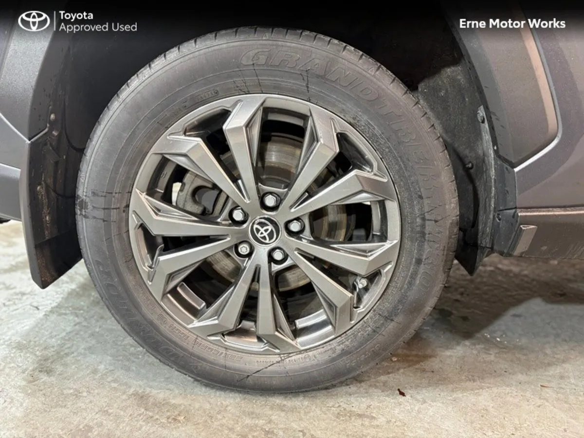 Toyota RAV4 SUV, Petrol Hybrid, 2022, Grey