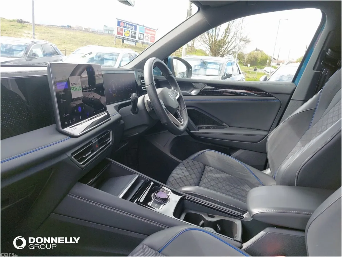 Volkswagen Tiguan Estate, Petrol, 2024, Blue