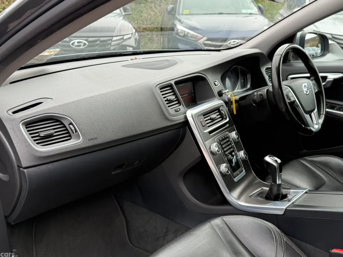 Volvo S60 Saloon, Diesel, 2015, Grey