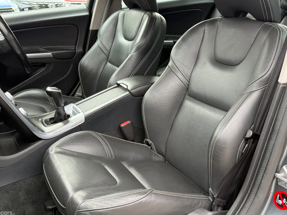 Volvo S60 Saloon, Diesel, 2015, Grey