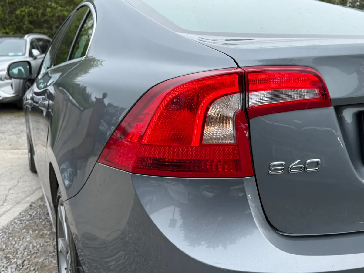 Volvo S60 Saloon, Diesel, 2015, Grey