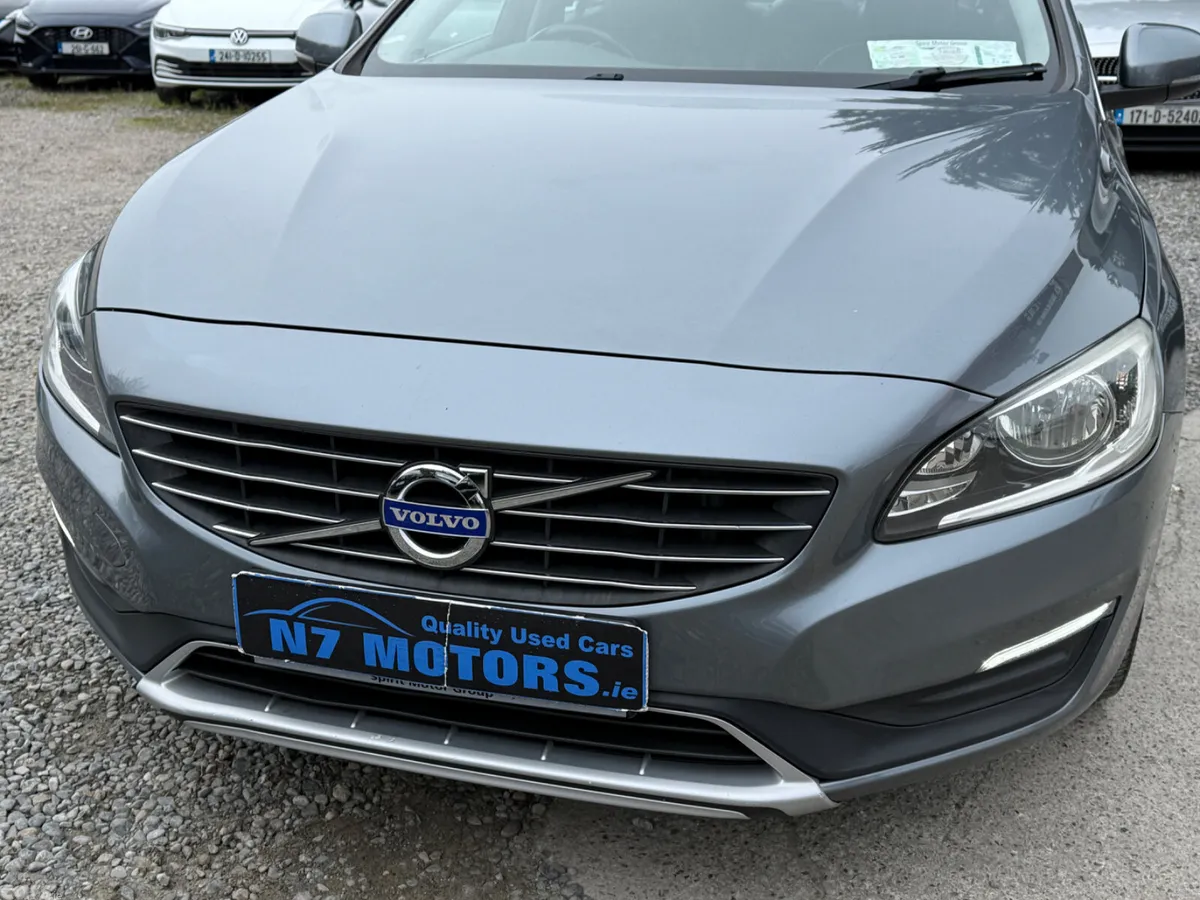 Volvo S60 Saloon, Diesel, 2015, Grey