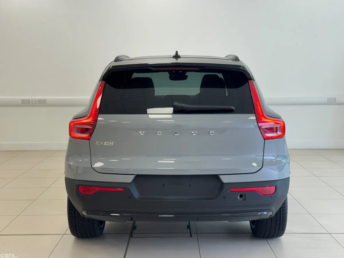 Volvo EX40 SUV, Electric, 2026, Grey