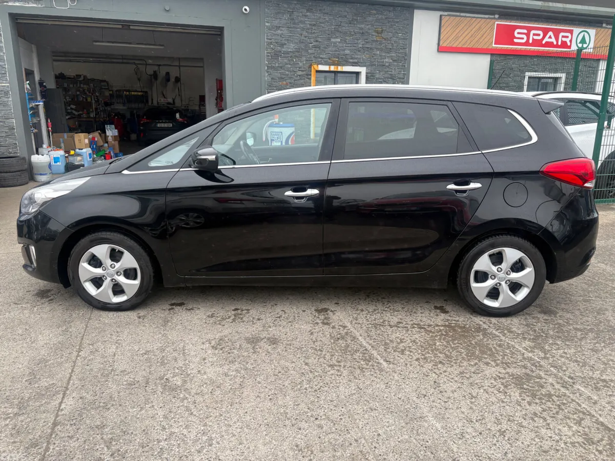 Kia Carens MPV, Diesel, 2015, Black