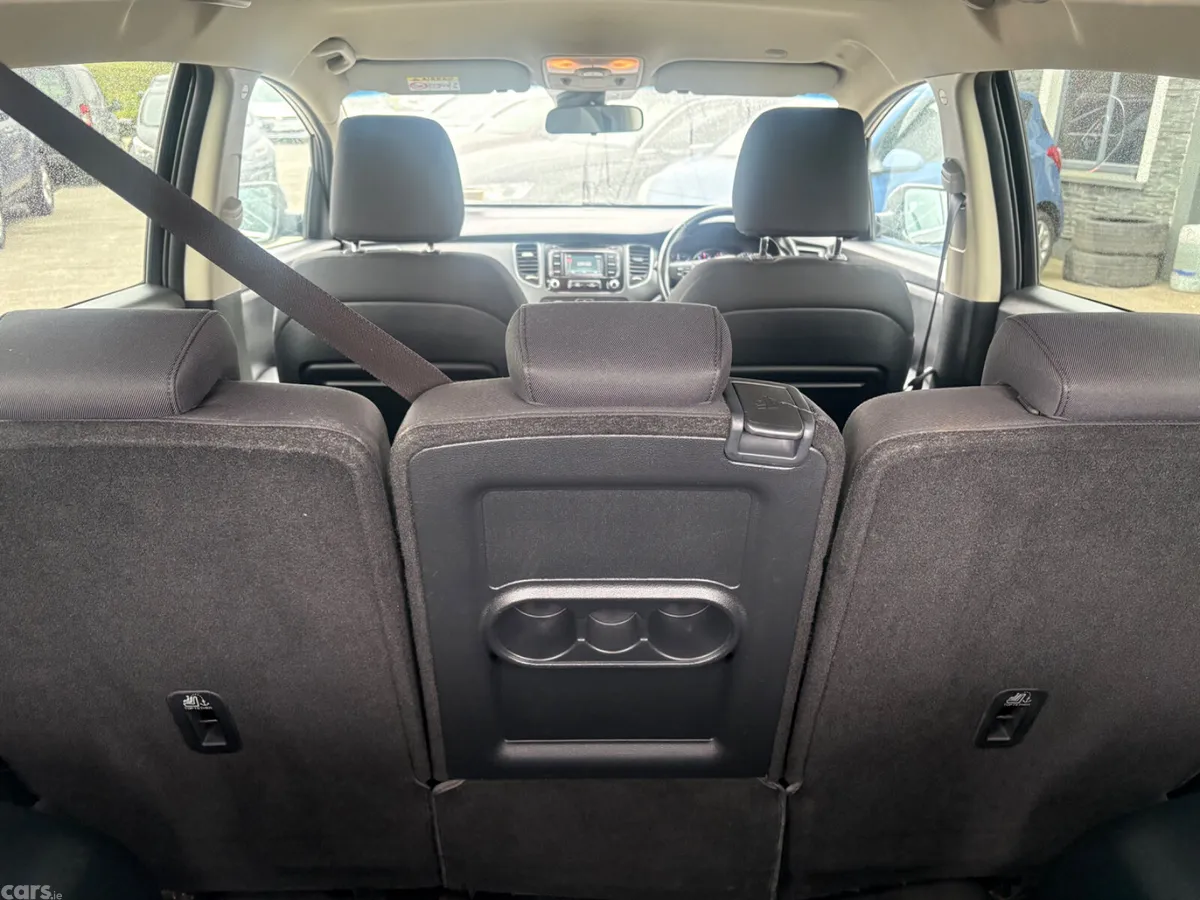 Kia Carens MPV, Diesel, 2015, Black