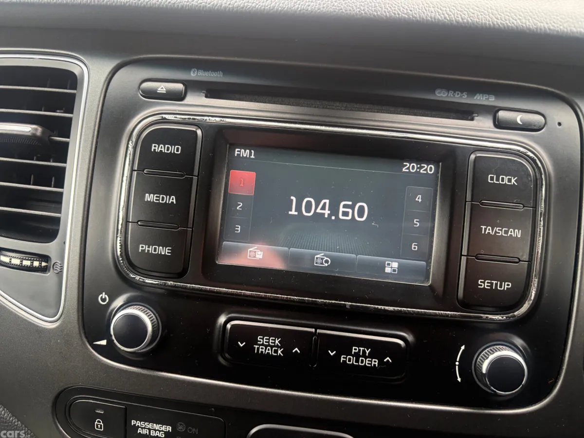 Kia Carens MPV, Diesel, 2015, Black