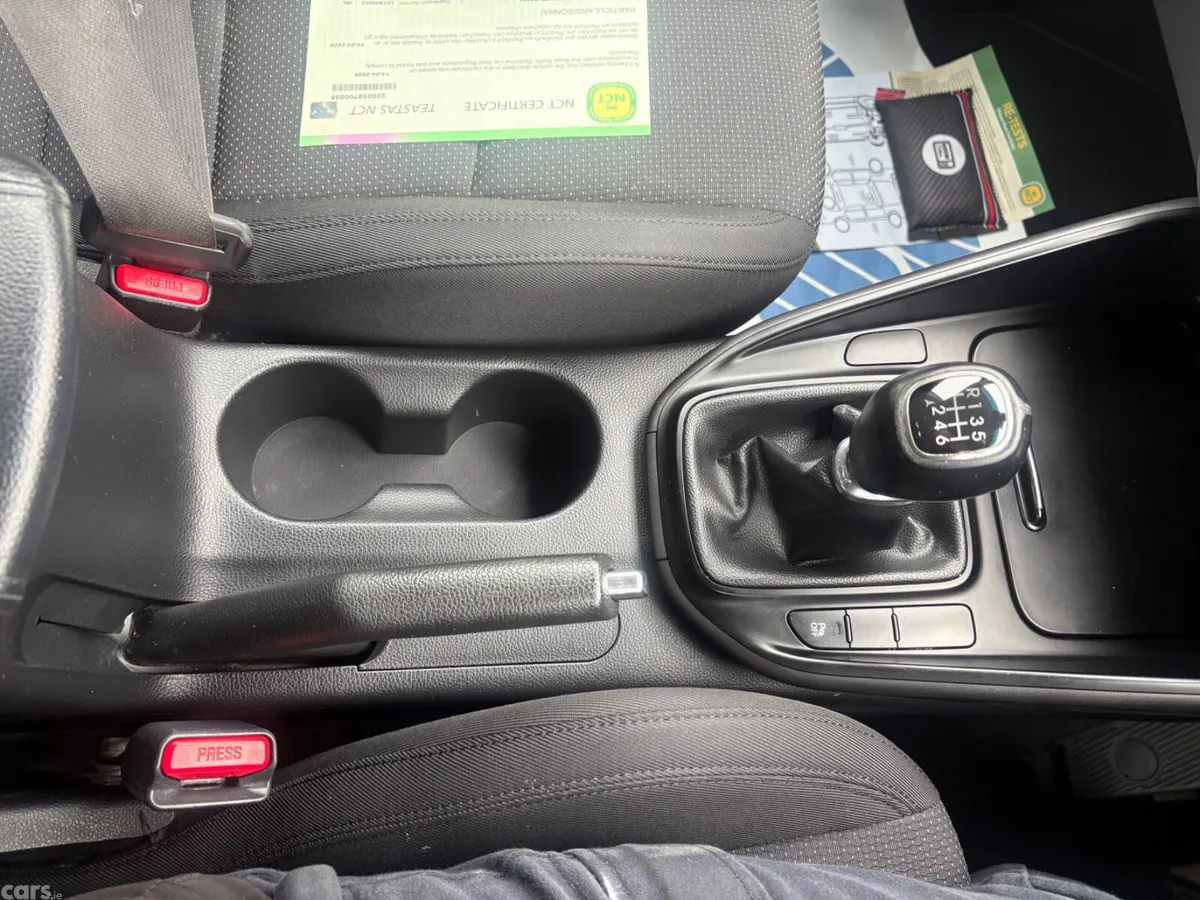 Kia Carens MPV, Diesel, 2015, Black