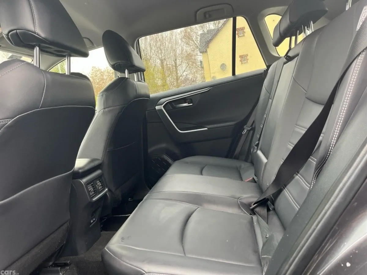 Toyota RAV4 SUV, Petrol Hybrid, 2025, Grey