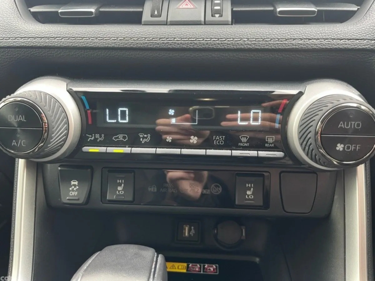 Toyota RAV4 SUV, Petrol Hybrid, 2025, Grey