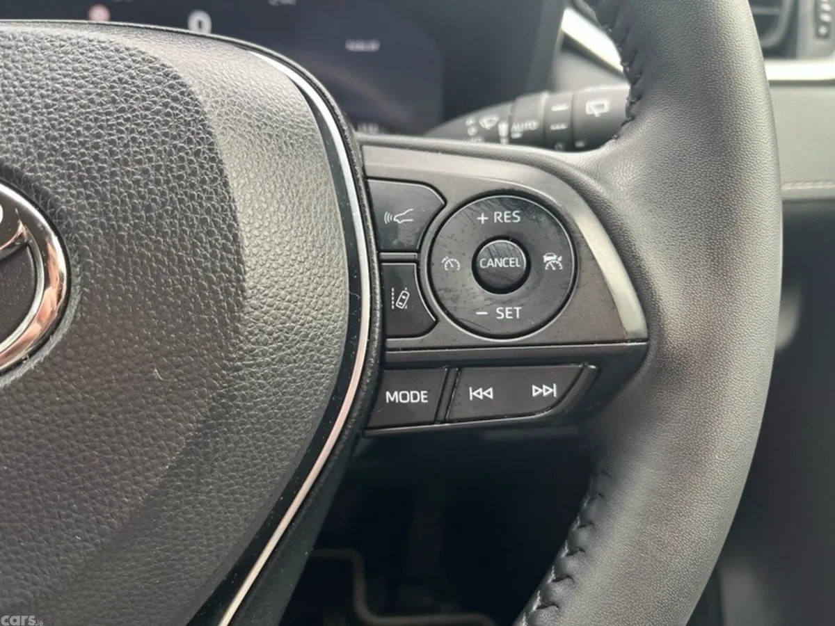 Toyota RAV4 SUV, Petrol Hybrid, 2025, Grey