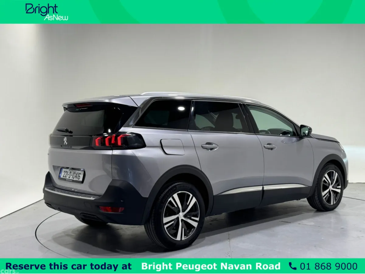 Peugeot 5008 MPV, Diesel, 2022, Grey