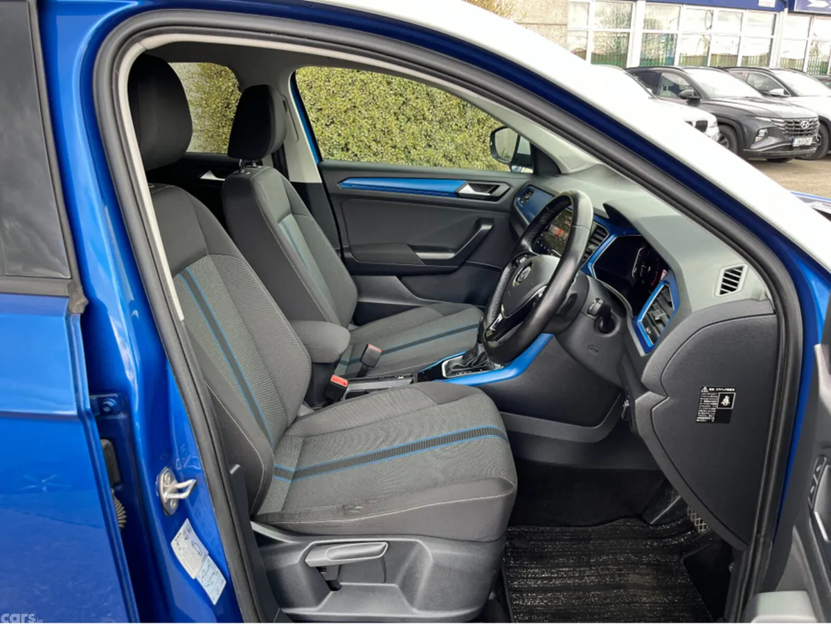Volkswagen T-Roc SUV, Diesel, 2020, Blue