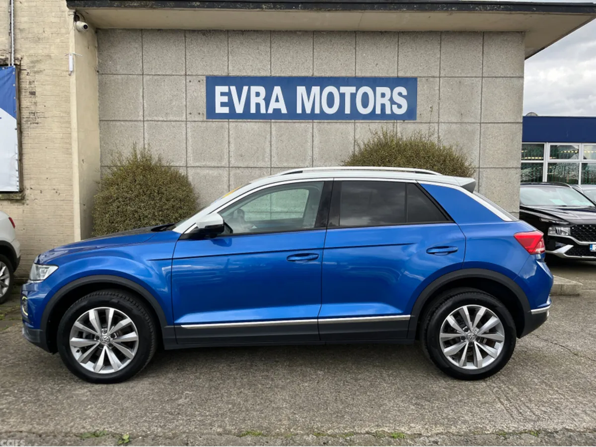 Volkswagen T-Roc SUV, Diesel, 2020, Blue