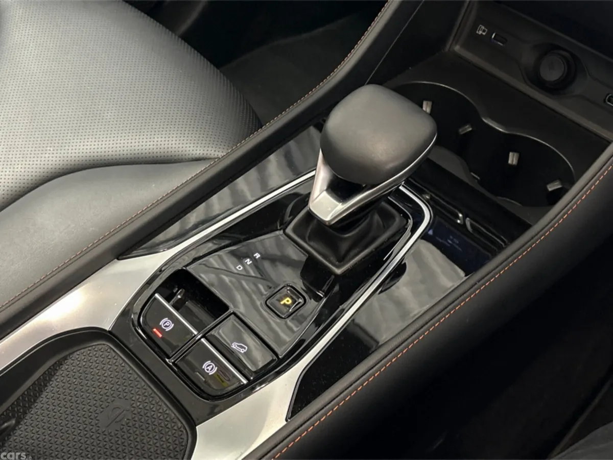MG HS SUV, Petrol Plug-in Hybrid, 2026, Black