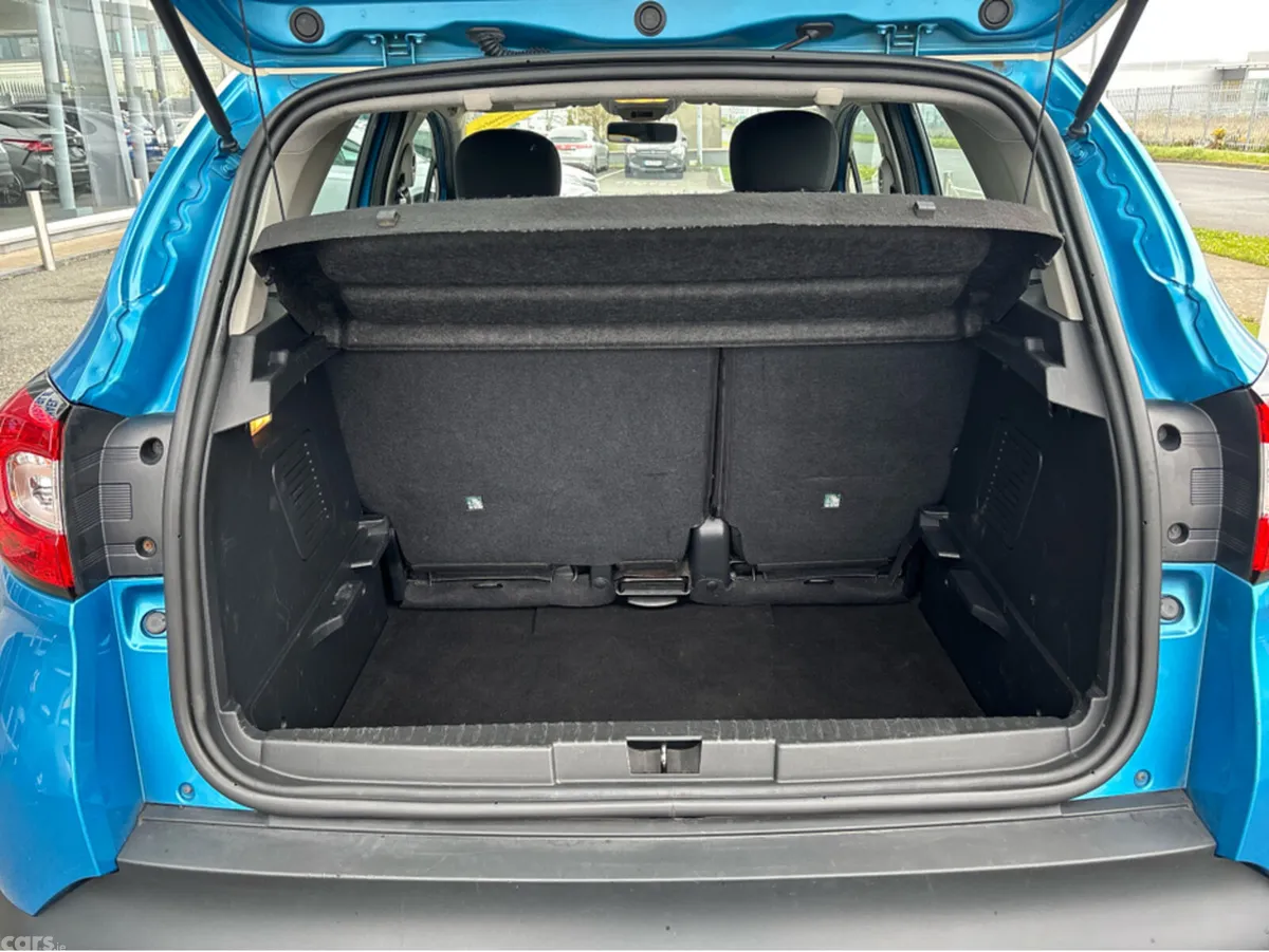 Renault Captur Hatchback, Diesel, 2015, Blue