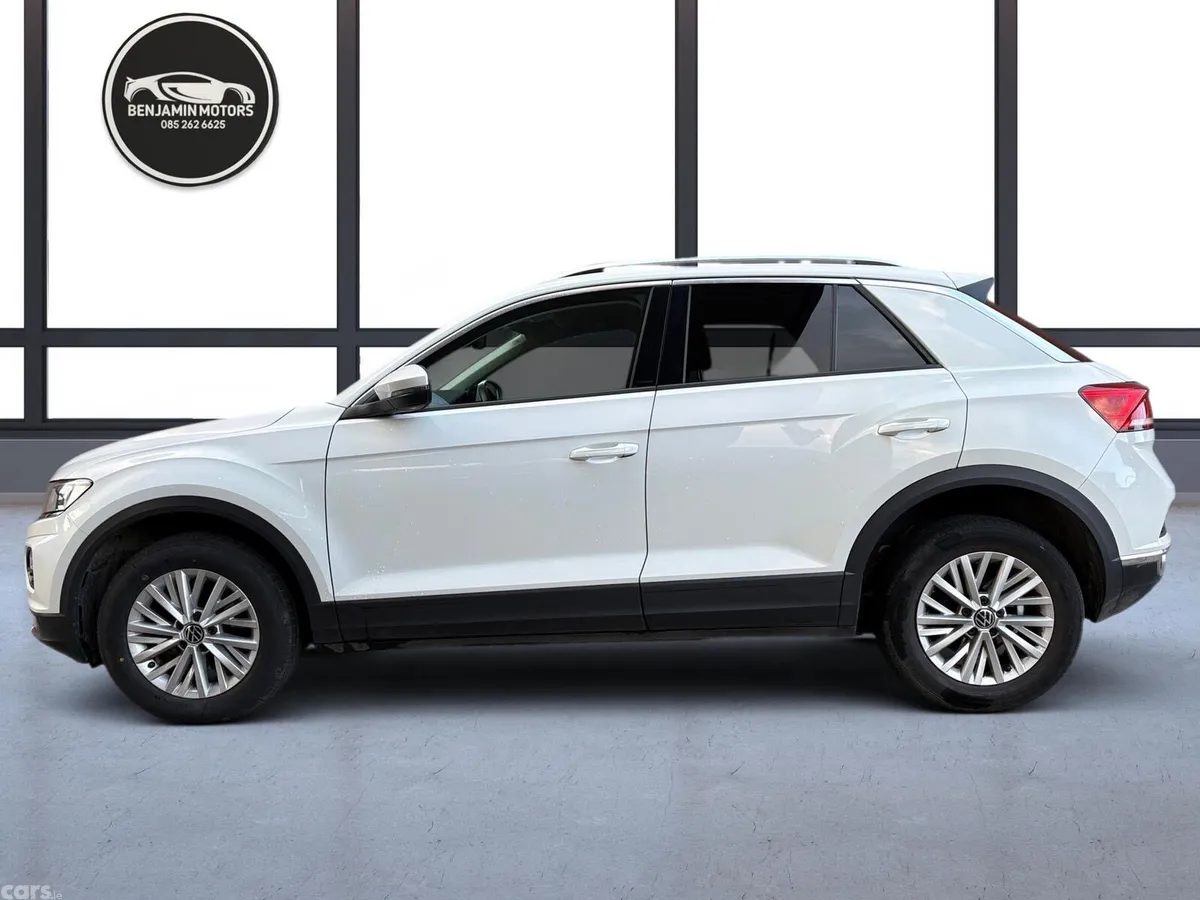 Volkswagen T-Roc SUV, Petrol, 2021, White