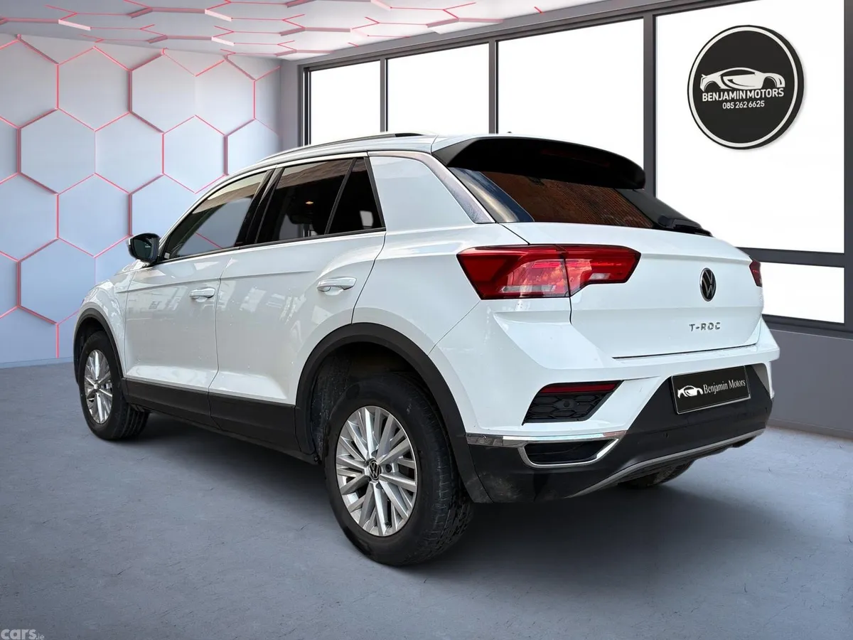 Volkswagen T-Roc SUV, Petrol, 2021, White