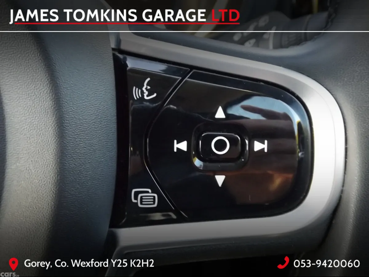 Volvo XC60 Estate, Diesel, 2022, Orange