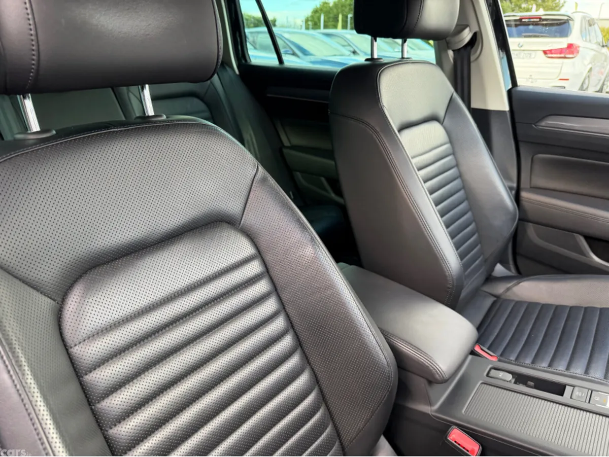 Volkswagen Passat Estate, Diesel, 2019, Black