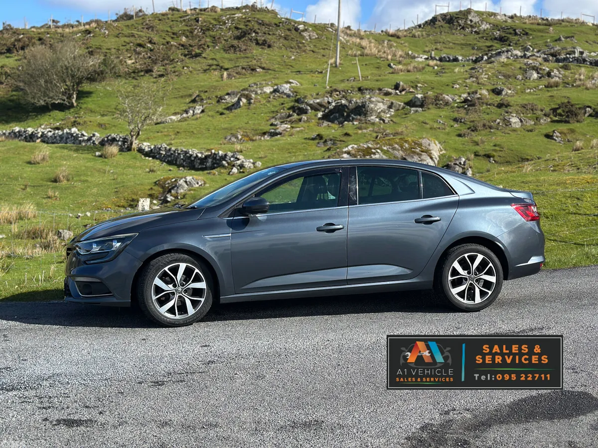Renault Megane Saloon, Diesel, 2018, Grey