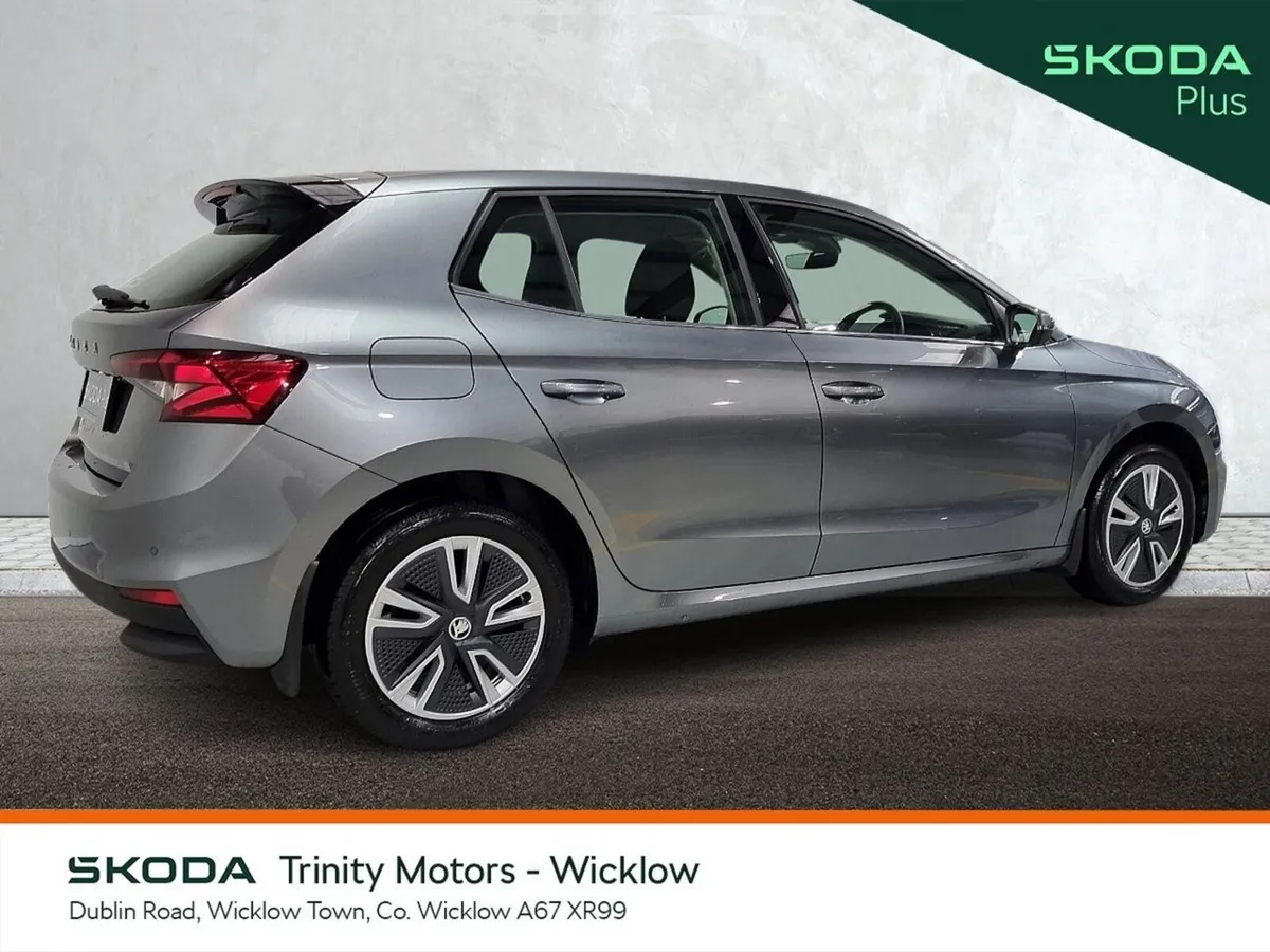 Skoda Fabia Hatchback, Petrol, 2023, Grey