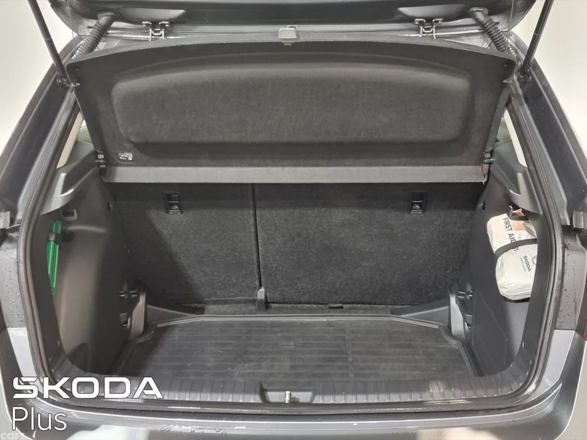 Skoda Fabia Hatchback, Petrol, 2023, Grey