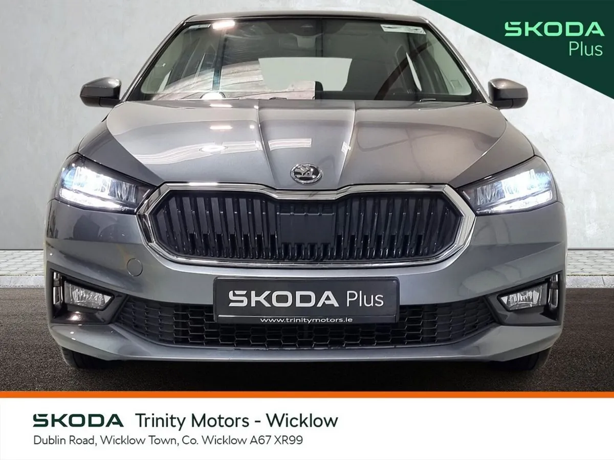 Skoda Fabia Hatchback, Petrol, 2023, Grey