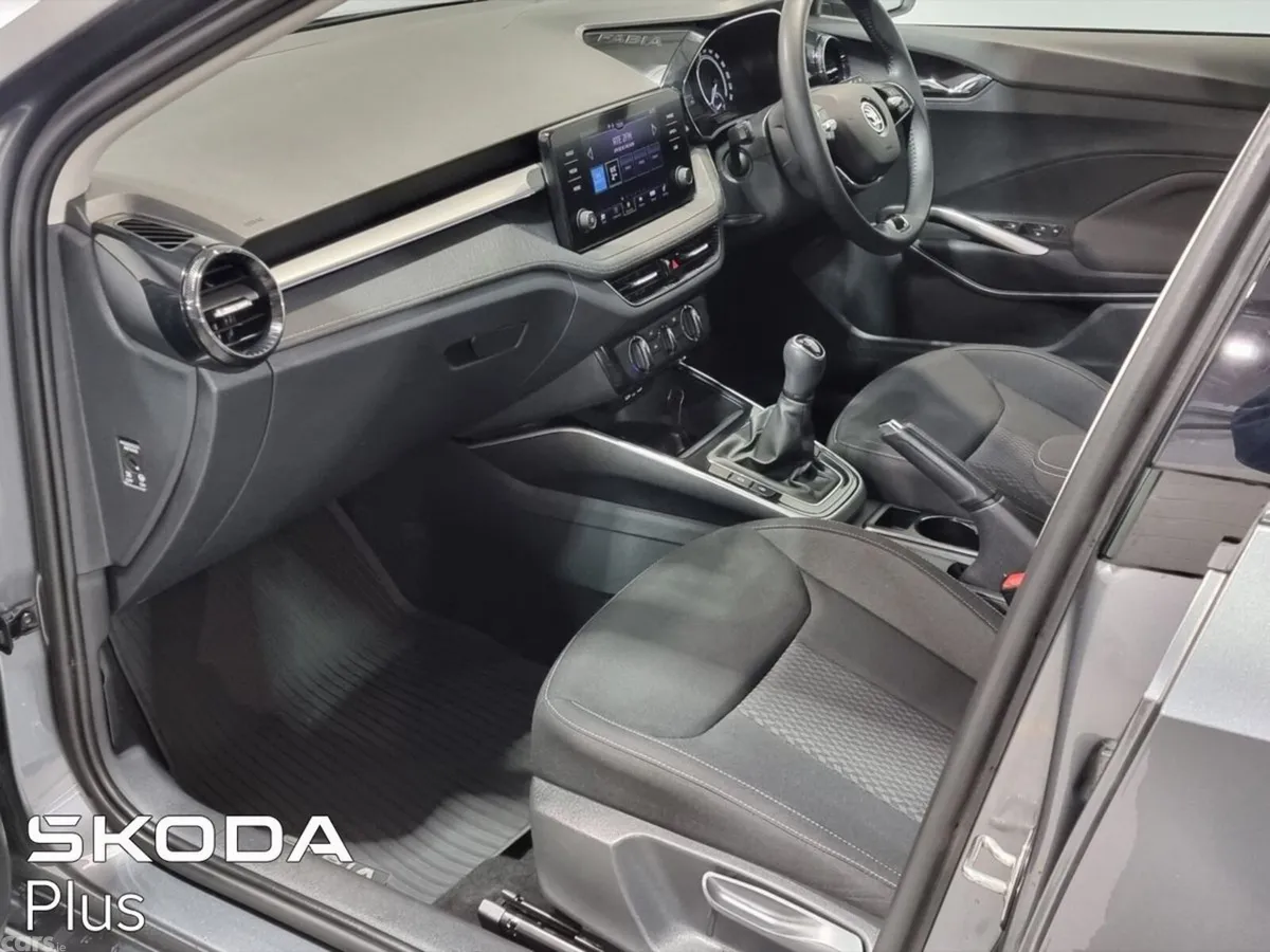 Skoda Fabia Hatchback, Petrol, 2023, Grey