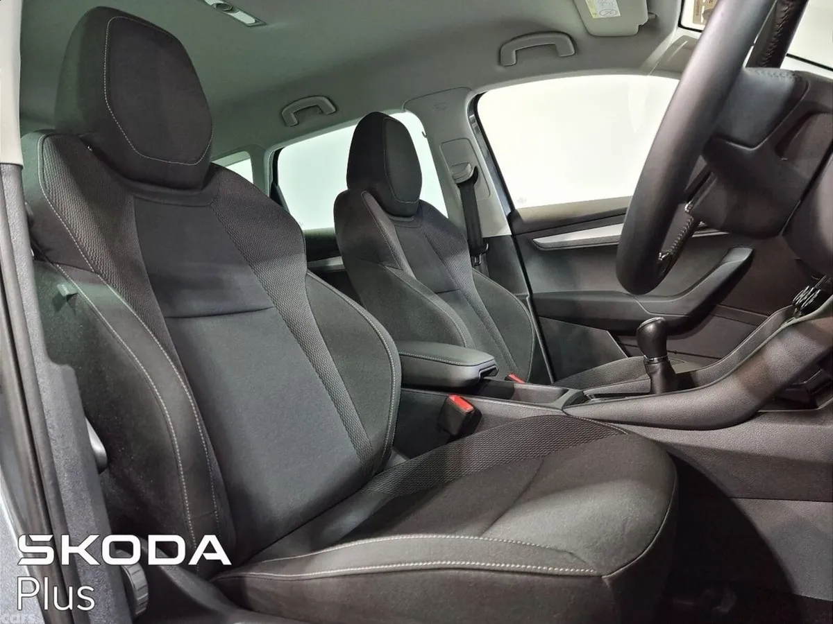 Skoda Karoq SUV, Diesel, 2024, Grey